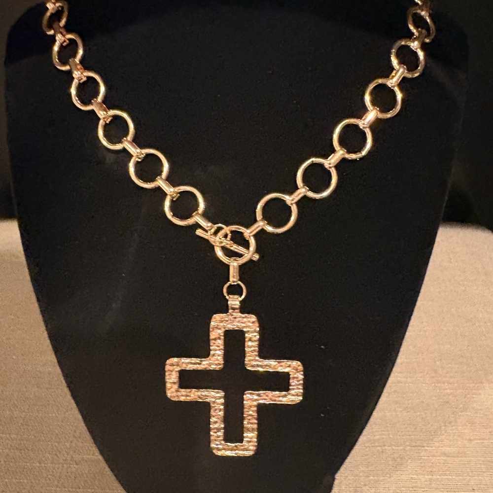 Gold Chain Necklace with Cross Pendant